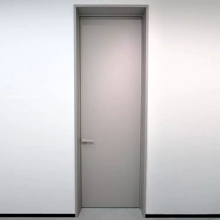 Minimalistické interiérové ​​krídlové dvere